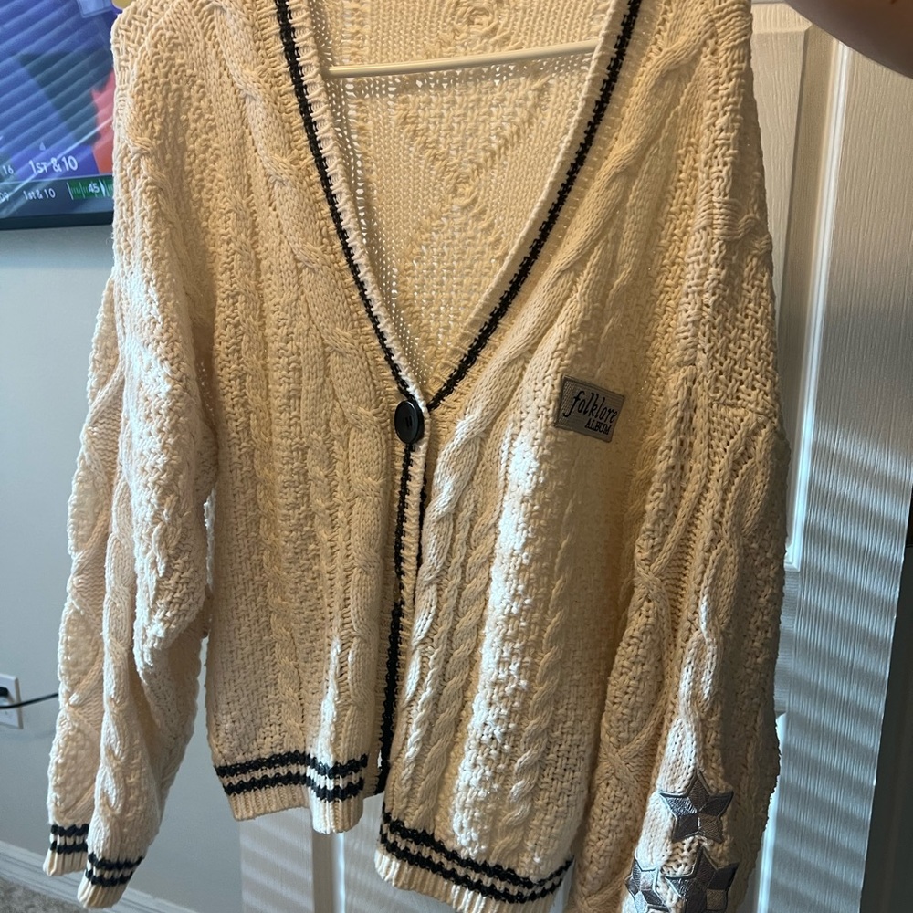 TAYLOR SWIFT FOLKLORE CARDIGAN